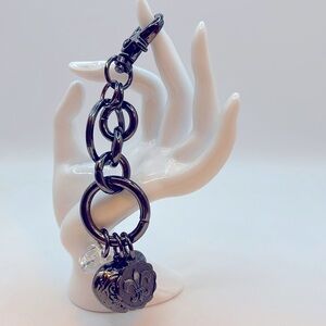 BAG CHARM KEY CHAIN - Bronze w/Clear Cut Heart, Filigree Heart & Flueur De Lis